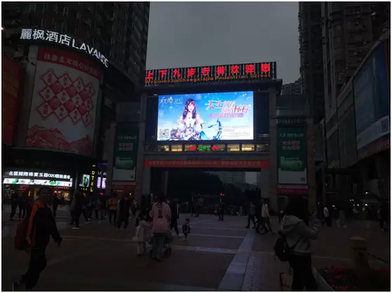 全平台公测鞠势正火！《天空之门》联合鞠婧祎点亮五大城市